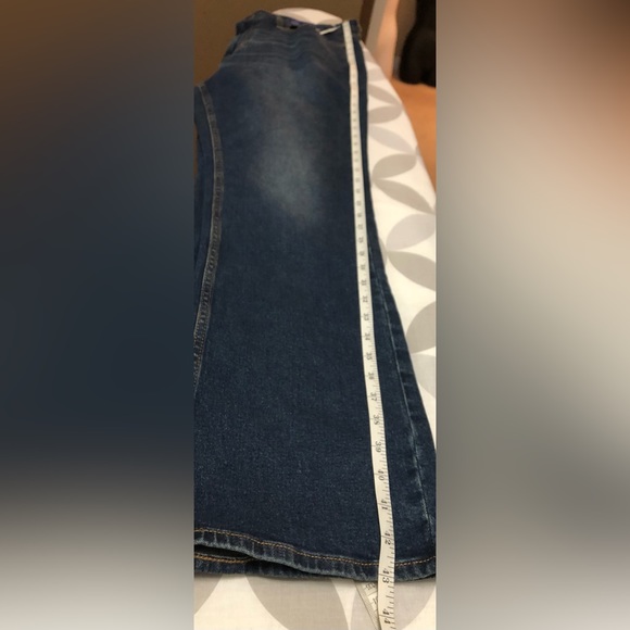 Men’s Boot-Cut Jeans - Picture 5 of 8